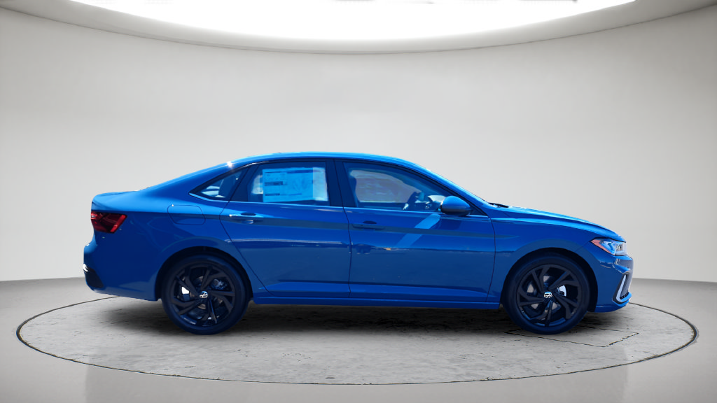 New 2026 Volkswagen Jetta SE FWD image 4