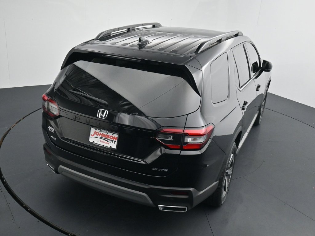 Used 2023 Honda Pilot Elite image 31