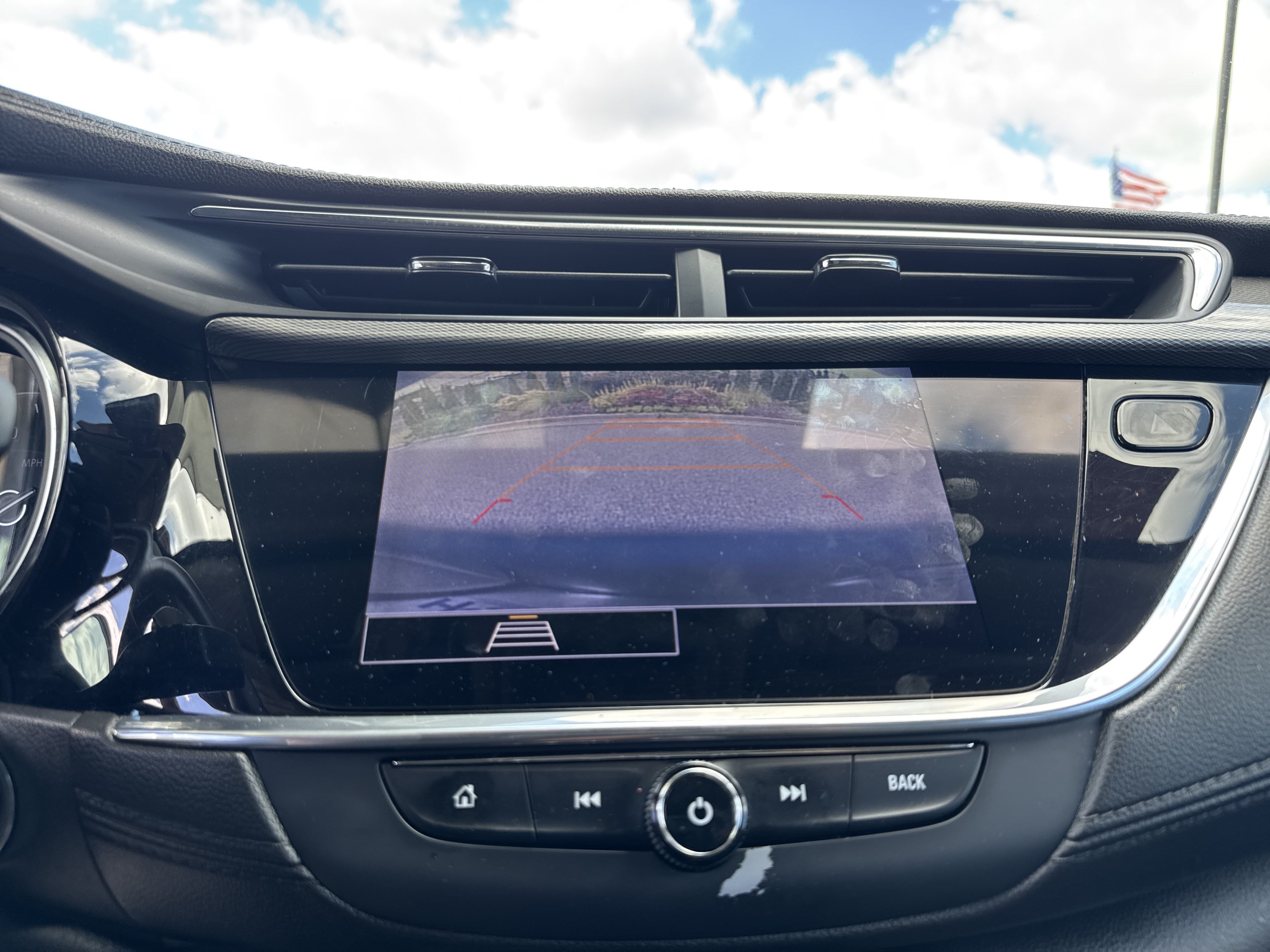 Used 2020 Buick Encore GX Preferred w/ Cold Weather Comfort Package FWD image 23