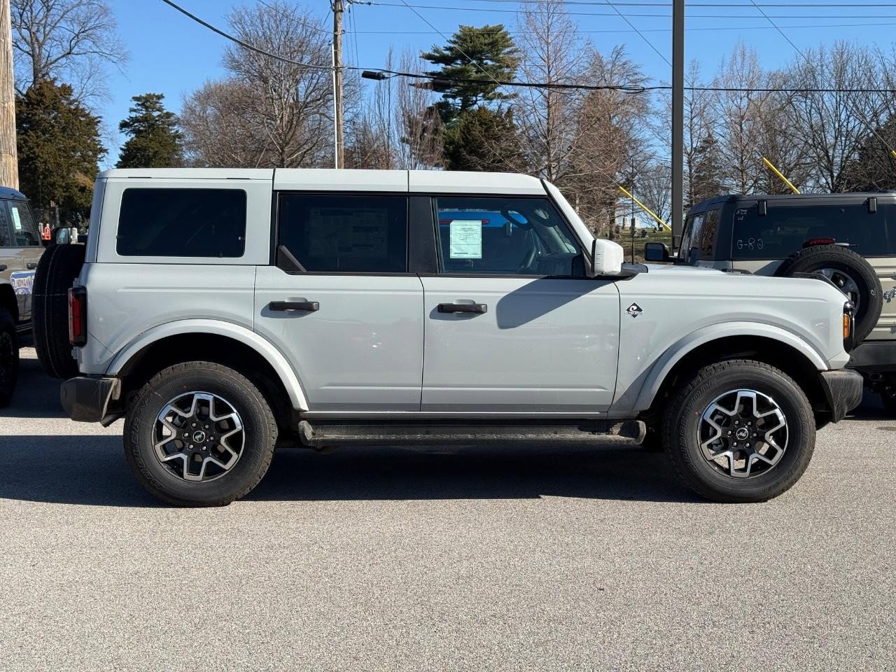 New 2026 Ford Bronco Outer Banks image 2