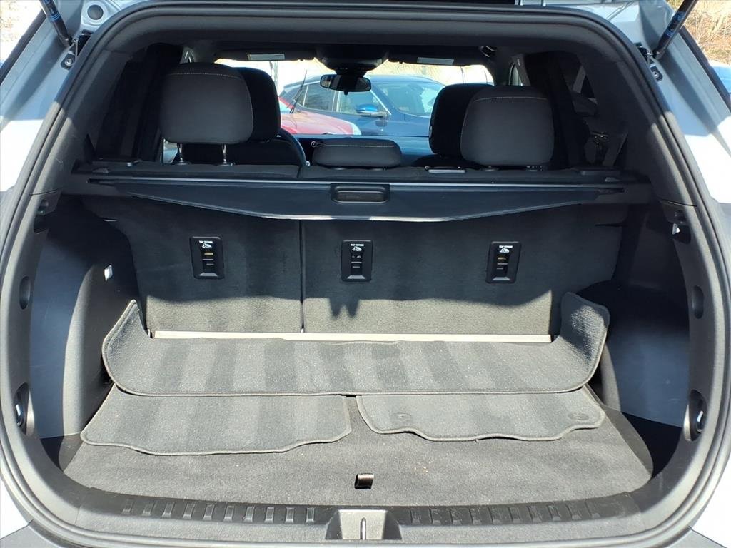 Used 2025 Chevrolet Equinox LT image 16