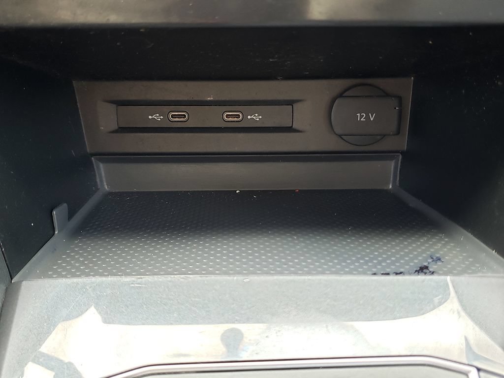 Used 2020 Volkswagen Tiguan S FWD image 23