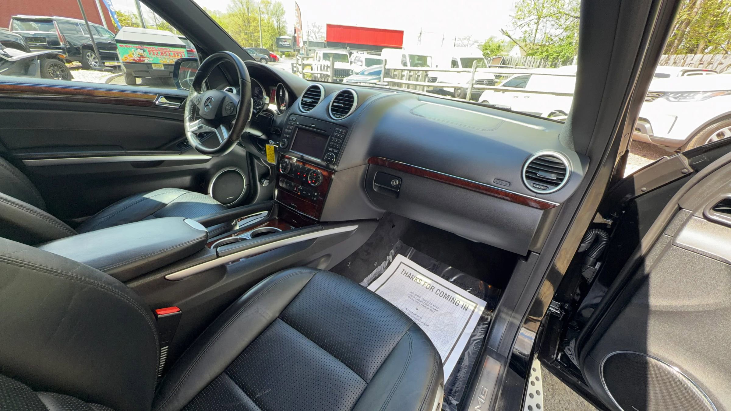 Used 2010 Mercedes-Benz ML 63 AMG 4MATIC image 23