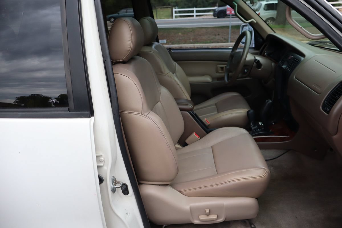 Used 2000 Toyota 4Runner Limited AWD/4WD image 22