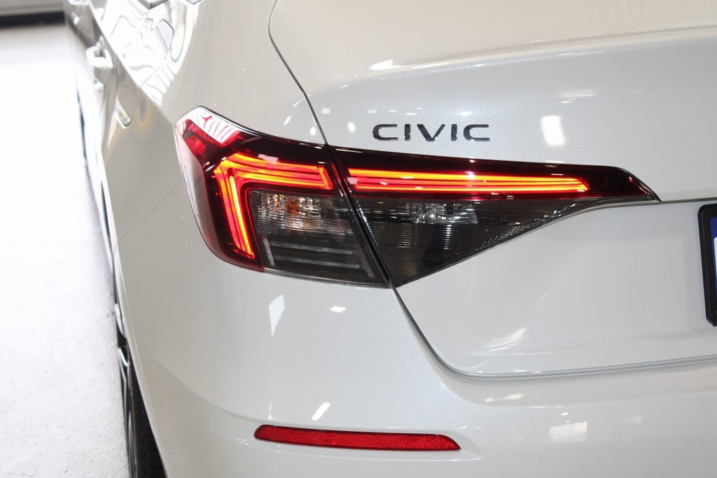 Used 2025 Honda Civic FWD Hybrid Sedan image 40