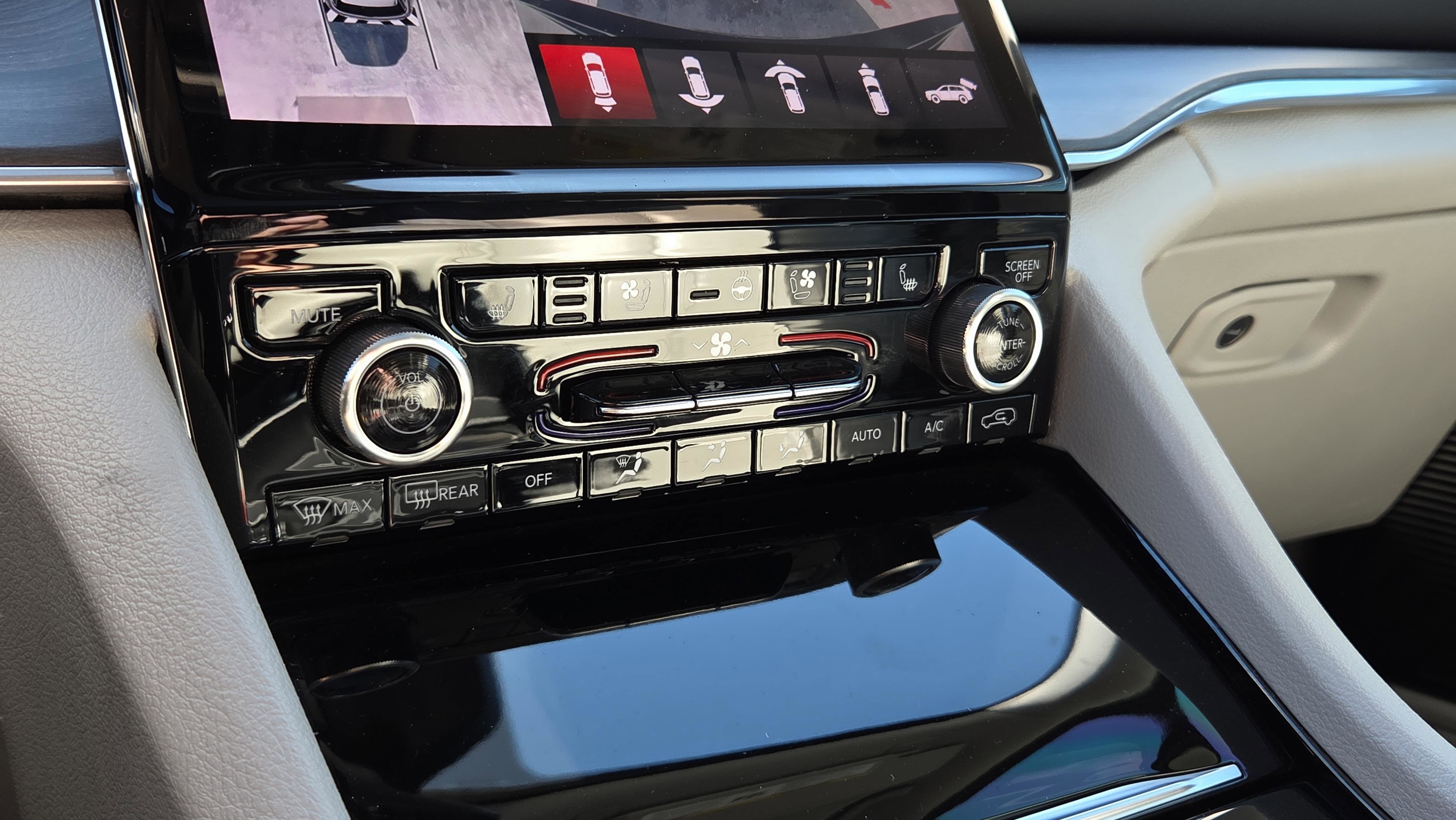 Used 2023 Jeep Grand Cherokee Overland w/ Adv Protech Group III image 23