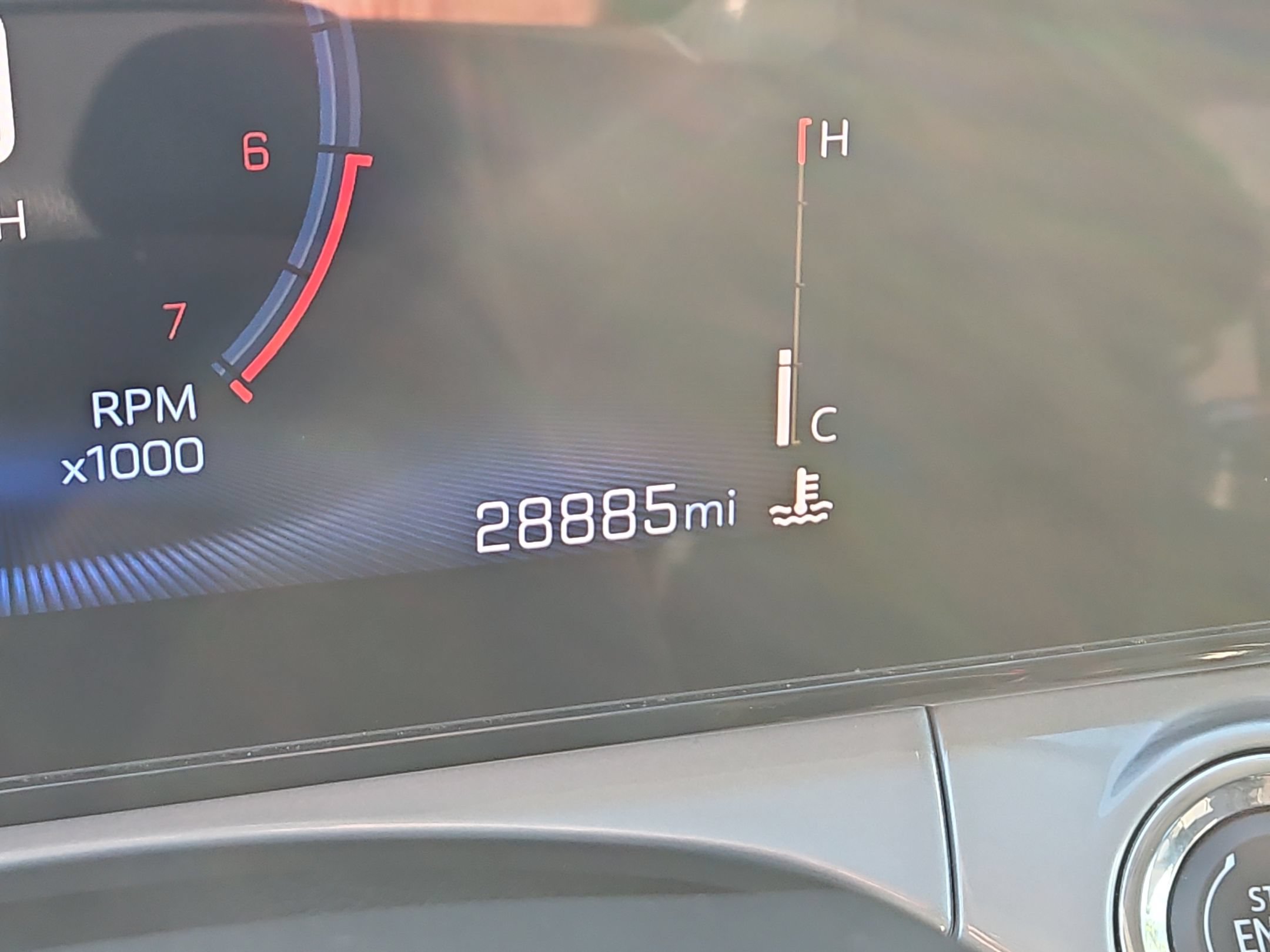 Used 2025 Chevrolet Trax LT FWD image 29
