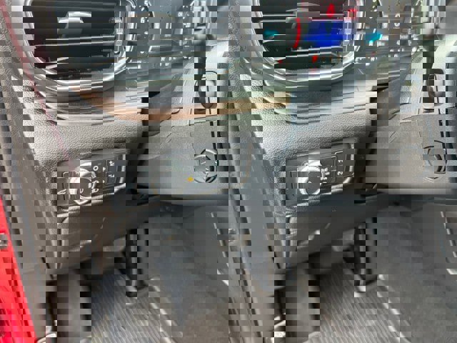 Certified 2022 Ford Explorer Limited w/ Equipment Group 301A image 11