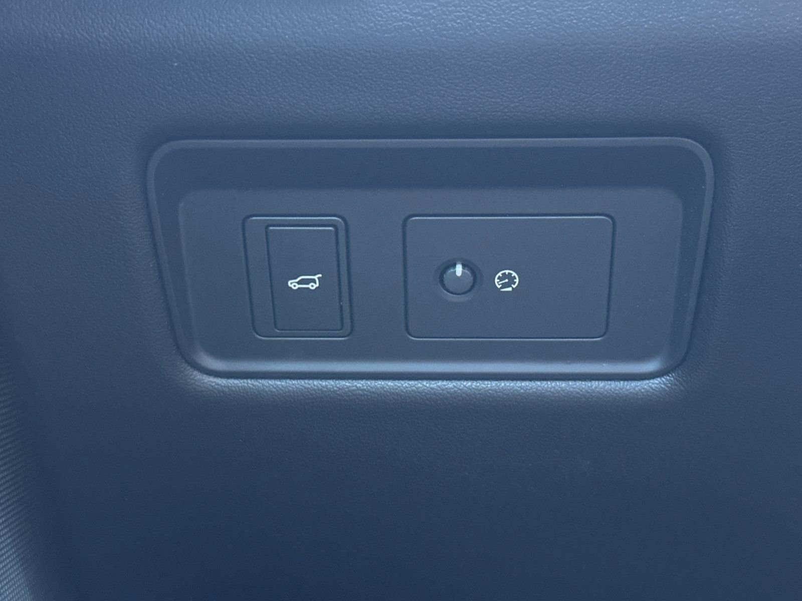 Used 2020 Land Rover Range Rover HSE image 31