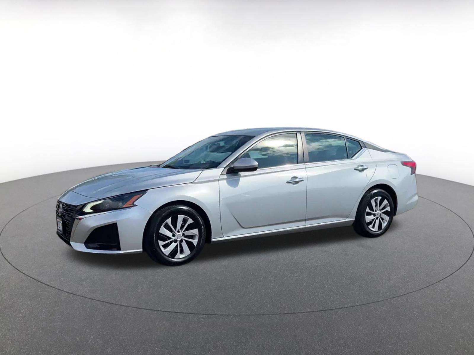 Used 2023 Nissan Altima 2.5 S image 8