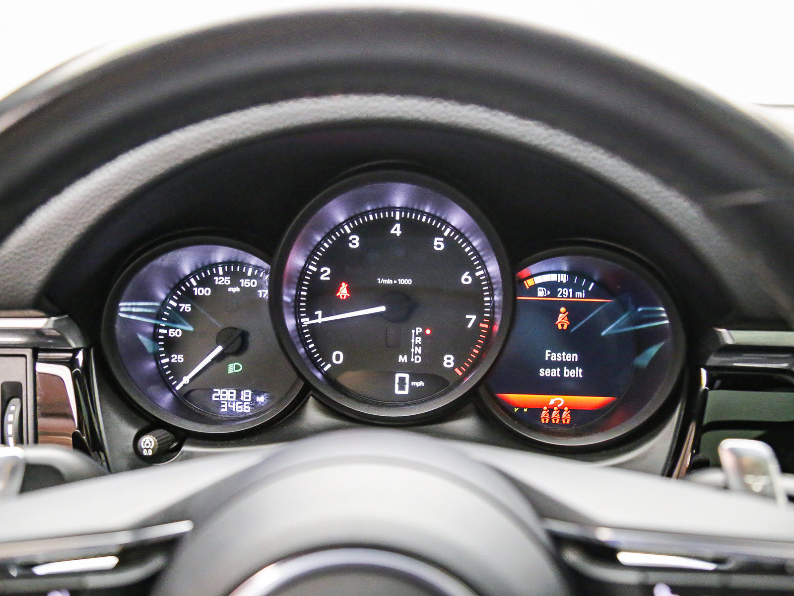 Certified 2022 Porsche Macan AWD/4WD image 28