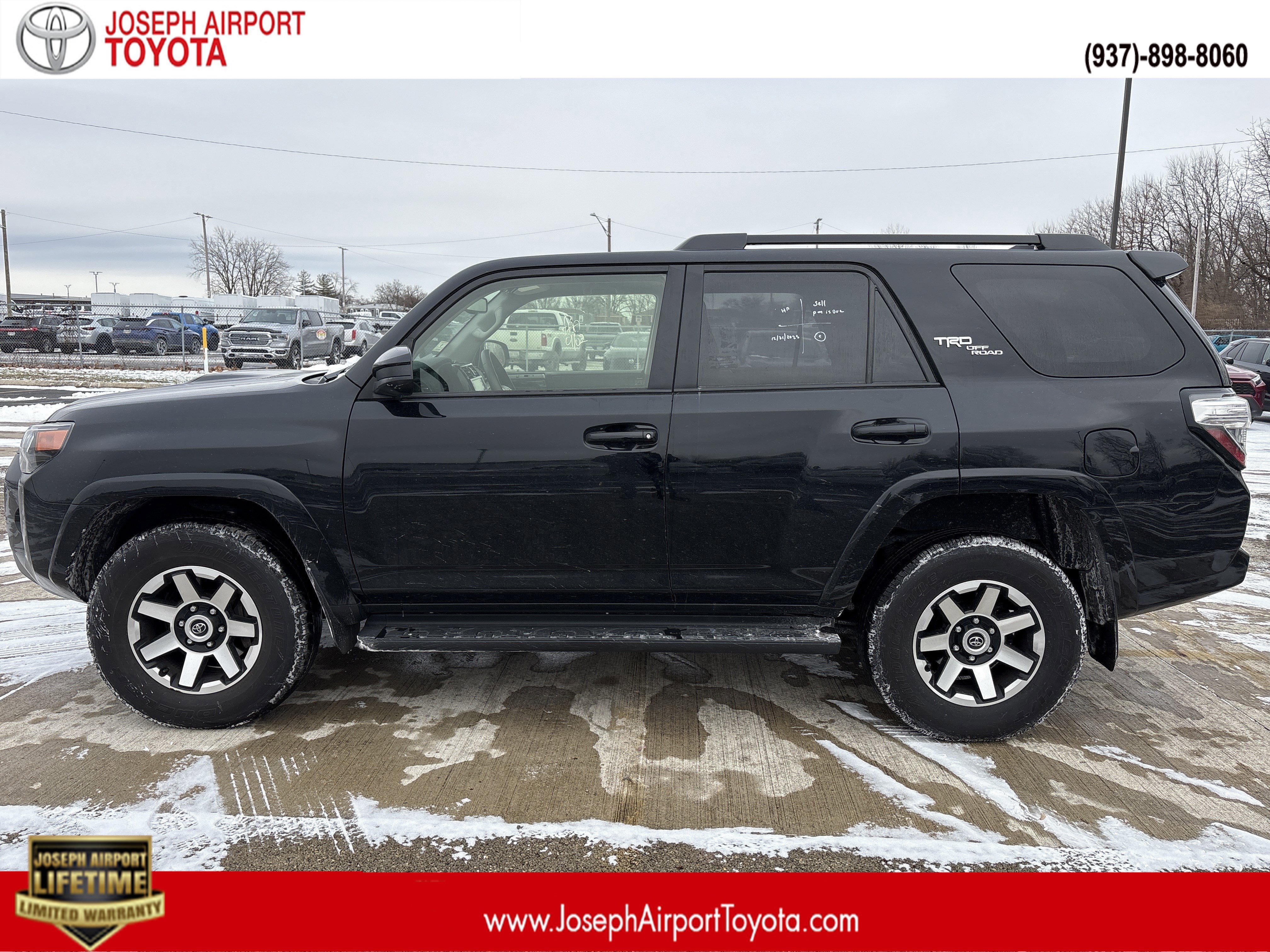 Used 2024 Toyota 4Runner TRD Off-Road image 1