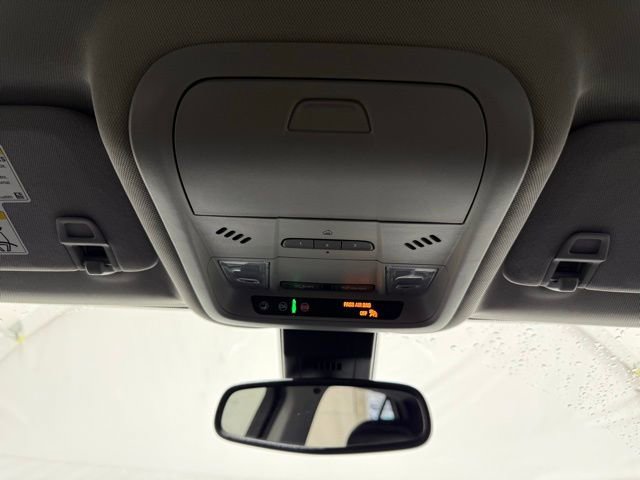 Used 2021 Chevrolet Equinox Premier w/ Redline Edition image 41