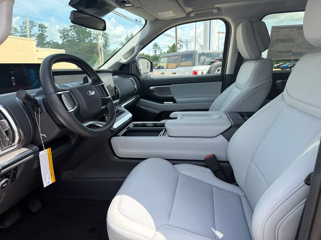 New 2027 Ford Expedition Max Platinum AWD/4WD image 13