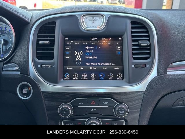 Used 2019 Chrysler 300 Touring L w/ Quick Order Package 22F image 27