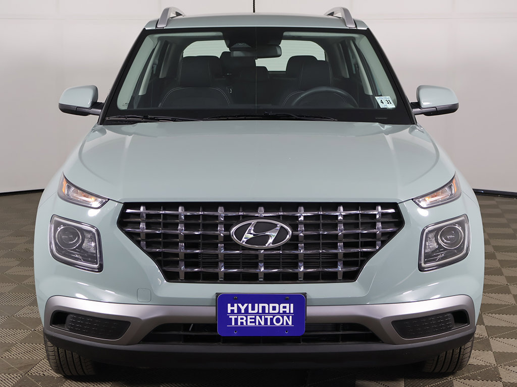 Certified 2026 Hyundai Venue SEL FWD image 10