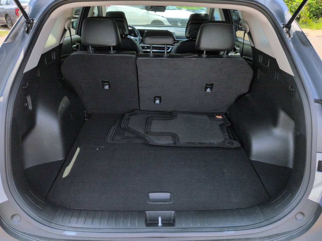 Certified 2024 Kia Sportage EX FWD image 13
