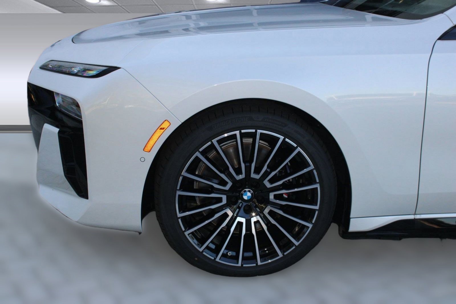 Used 2026 BMW i7 eDrive50 image 12