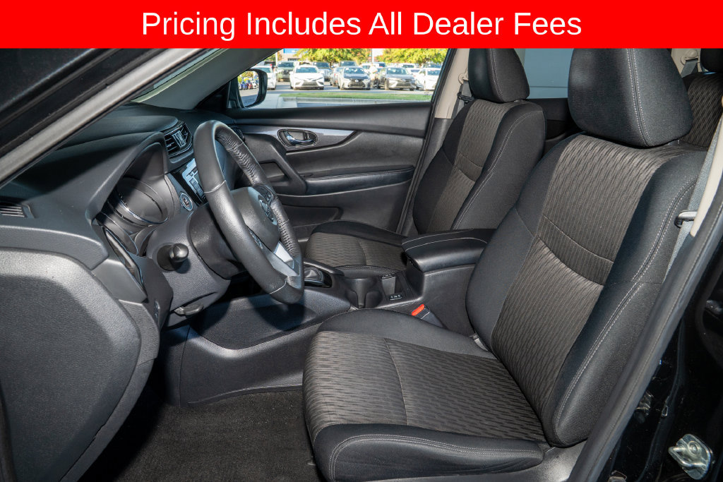 Used 2018 Nissan Rogue SV FWD image 10