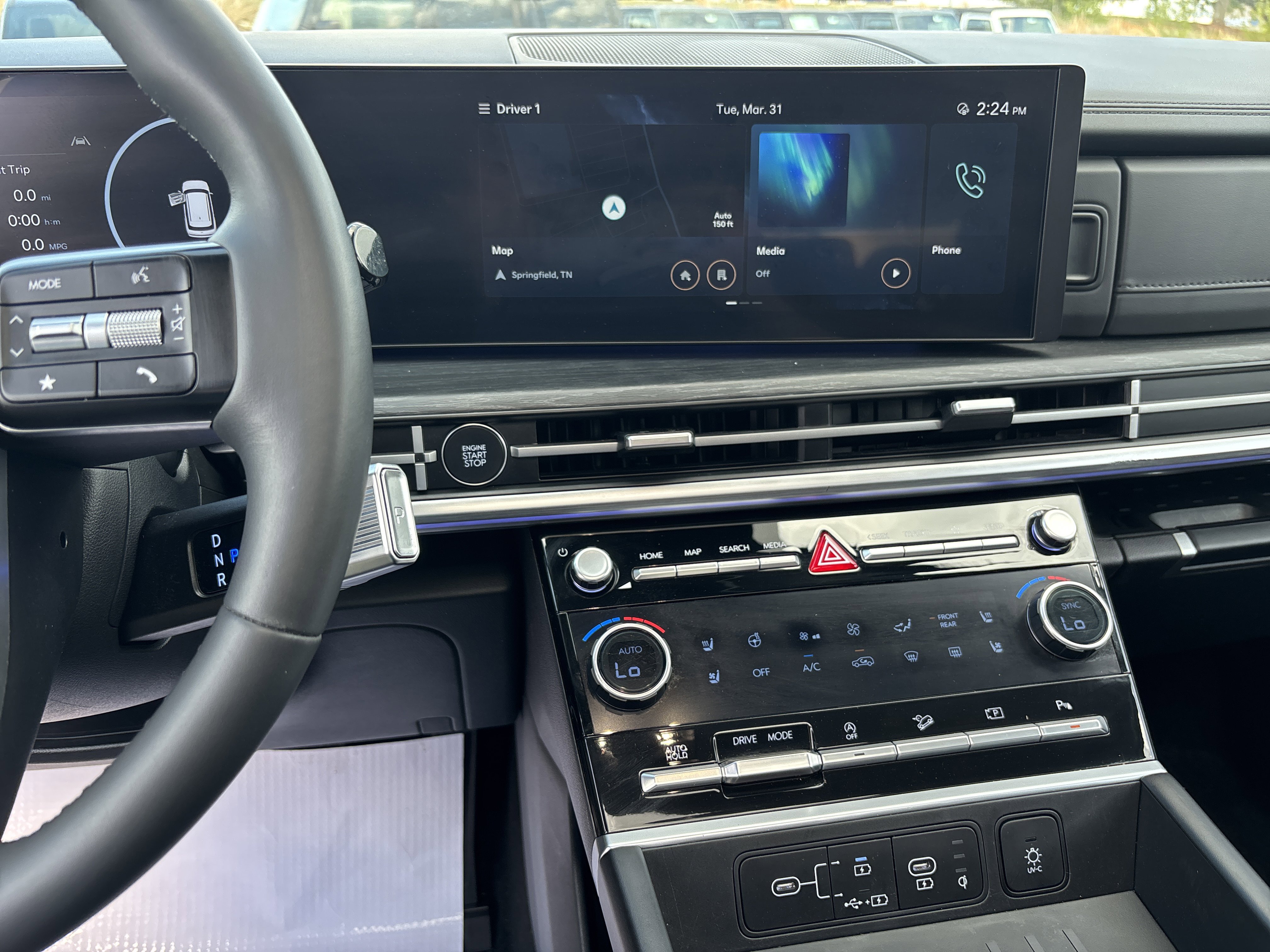 Used 2024 Hyundai Santa Fe Limited image 39