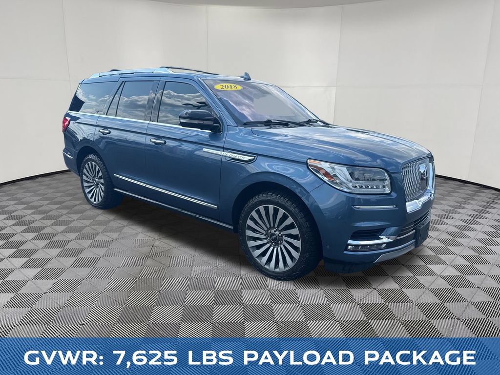 Used 2018 Lincoln Navigator Reserve w/ Technology Package AWD/4WD image 7