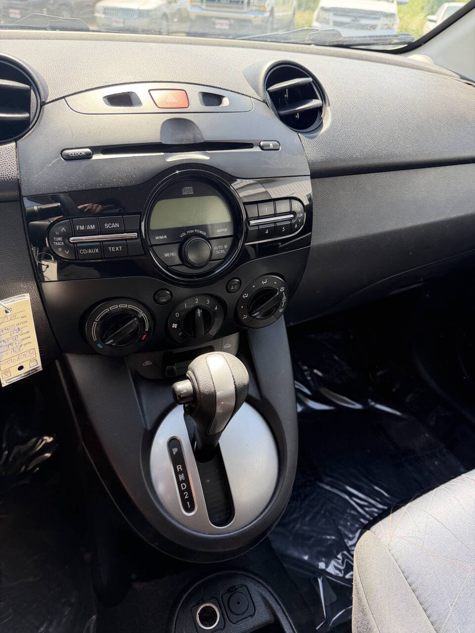 Used 2011 MAZDA MAZDA2 Sport FWD image 16