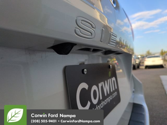 Used 2020 Toyota Sienna XLE w/ XLE Navigation Package AWD/4WD image 29