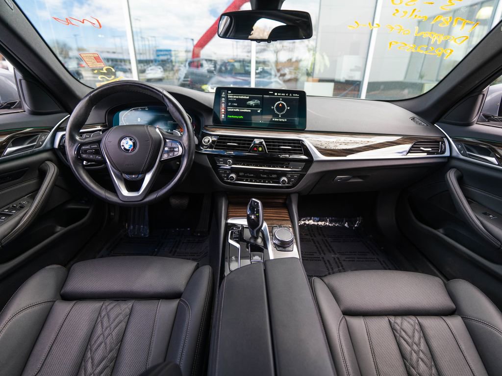 Used 2023 BMW 530i xDrive w/ Convenience Package AWD/4WD image 12