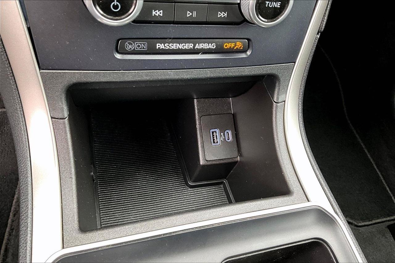 Used 2023 Ford Edge SE AWD/4WD image 17
