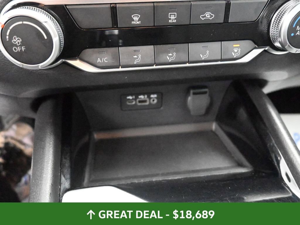 Used 2024 Nissan Altima 2.5 SV image 32