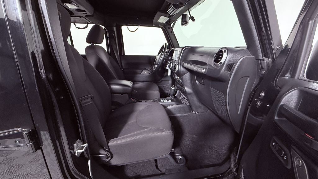 Used 2017 Jeep Wrangler Unlimited Sport S w/ Quick Order Package 24S image 23