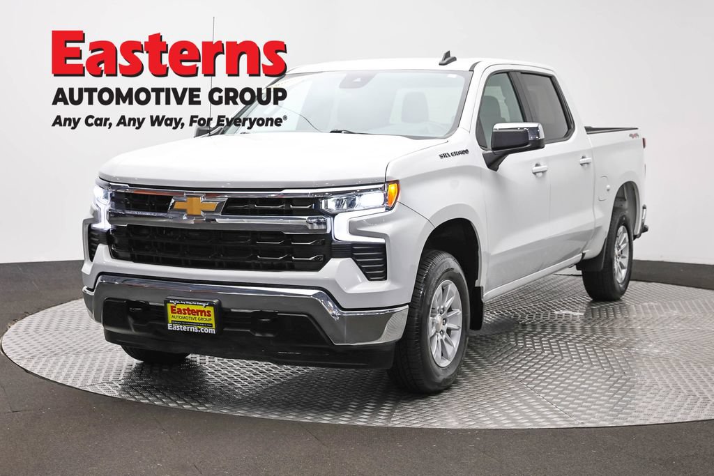 Used 2025 Chevrolet Silverado 1500 LT AWD/4WD image 1