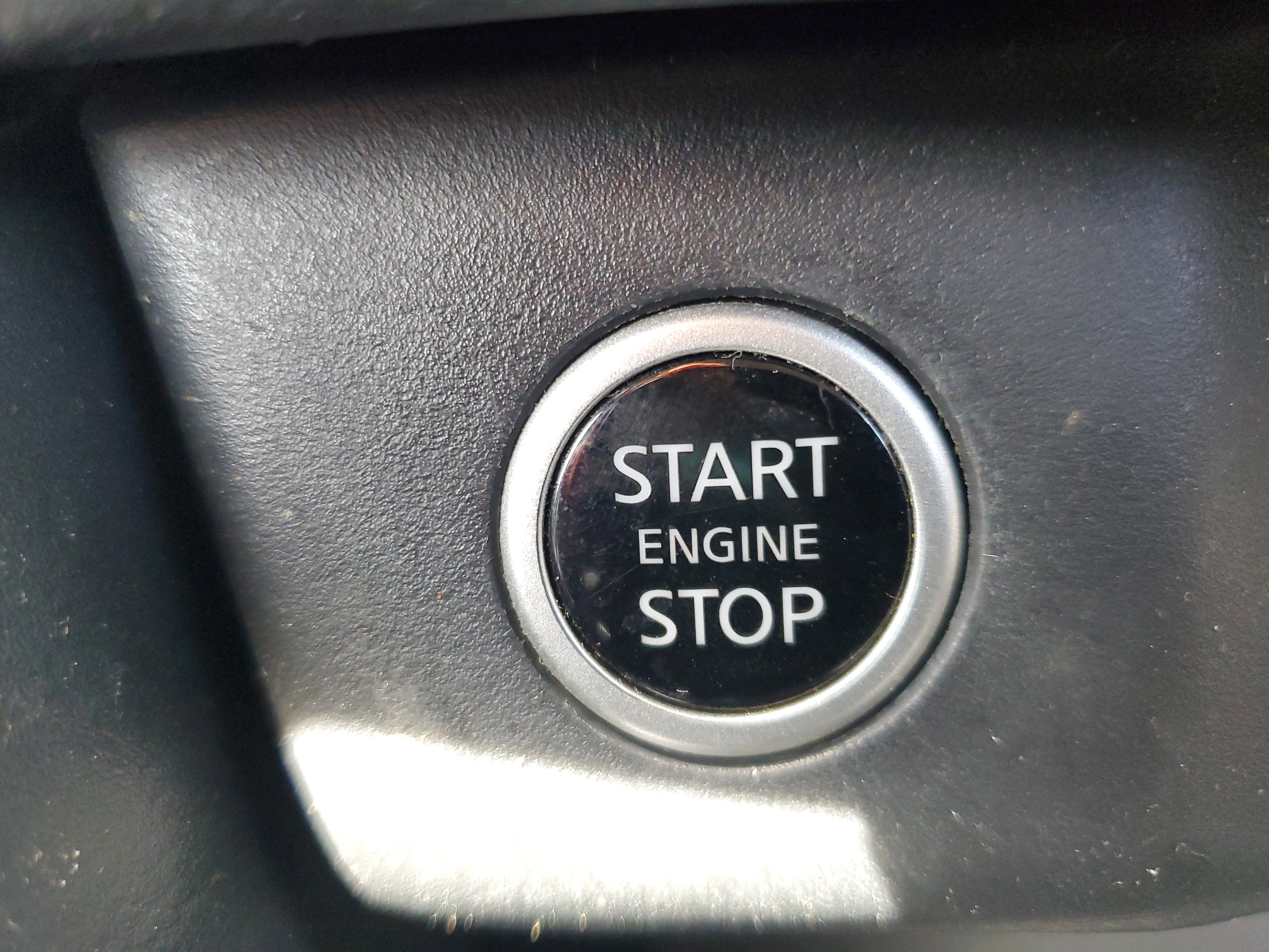 Certified 2023 Nissan Rogue SV image 22