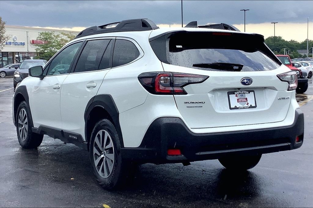 Certified 2024 Subaru Outback Premium AWD/4WD image 13
