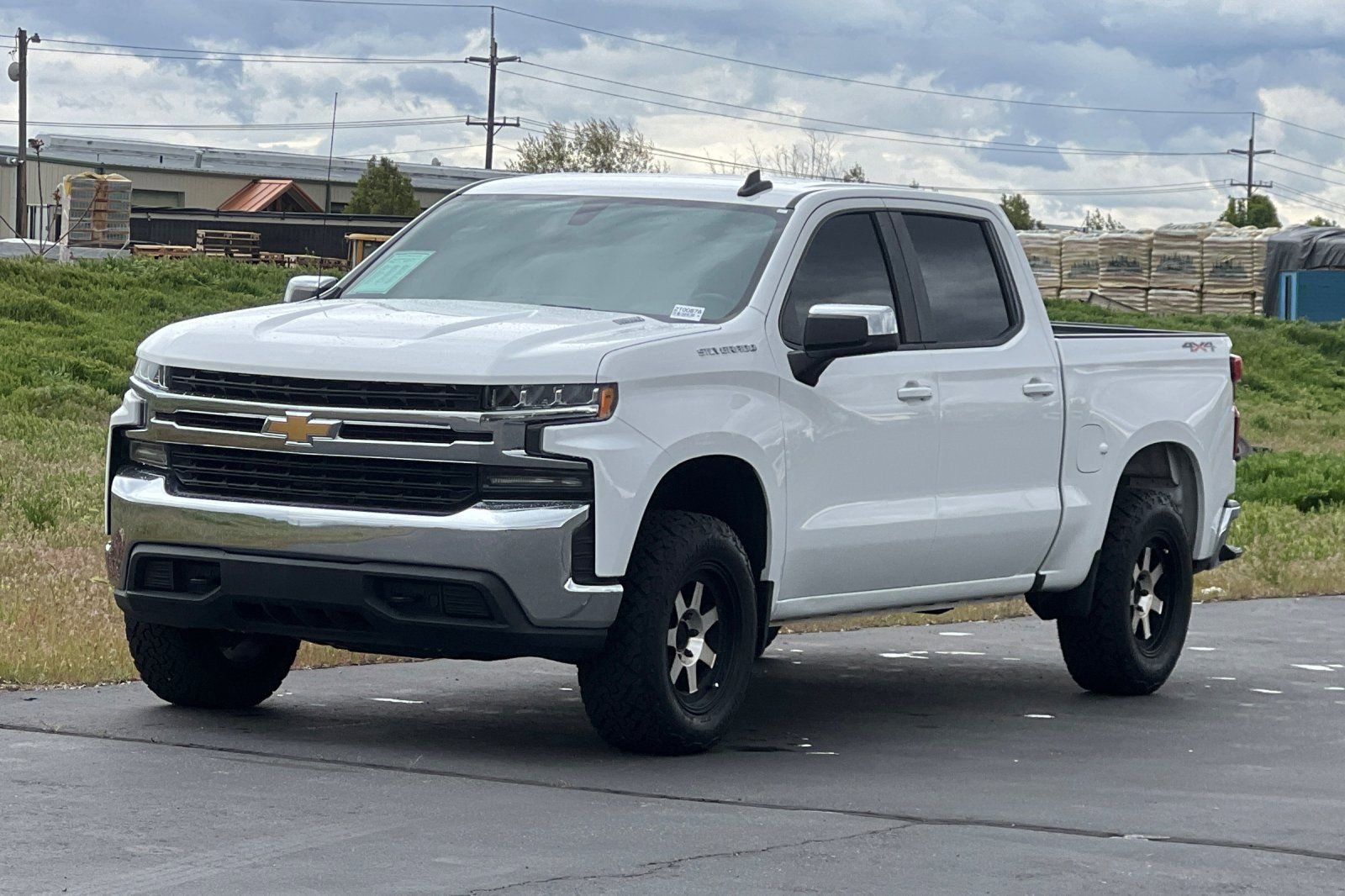 Used 2021 Chevrolet Silverado 1500 LT AWD/4WD image 8