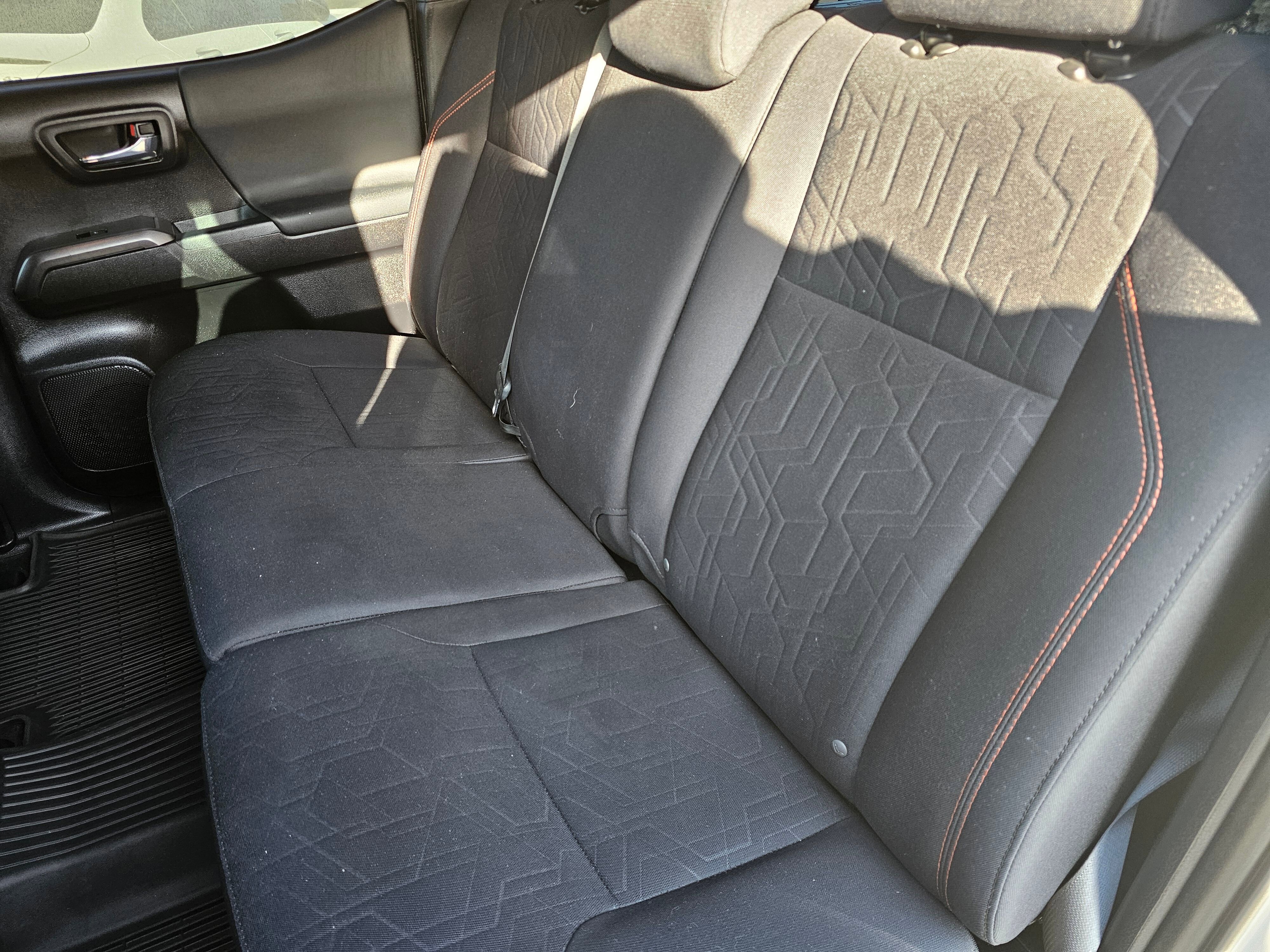 Used 2019 Toyota Tacoma TRD Off-Road image 18