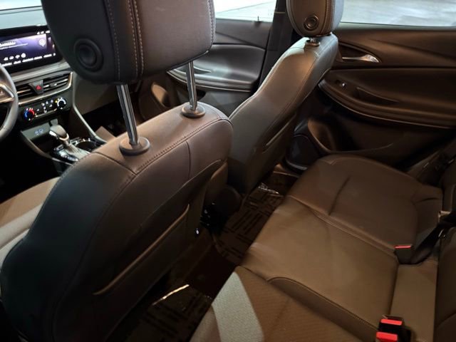 Used 2025 Buick Encore GX Preferred image 30