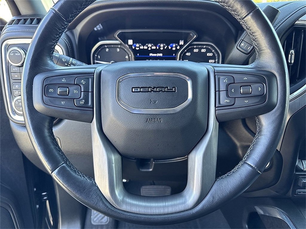 Used 2023 GMC Sierra 2500 Denali w/ Denali Ultimate Package image 11