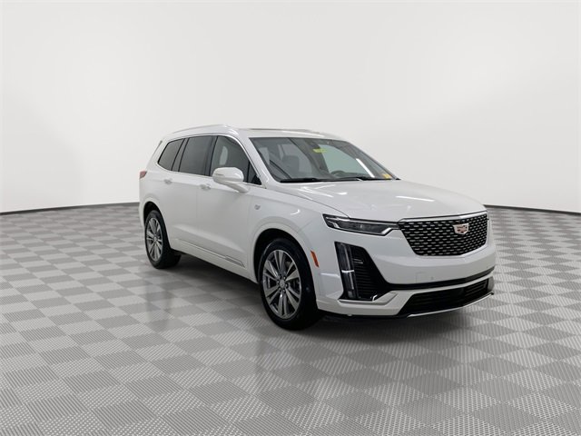 Certified 2025 Cadillac XT6 Premium Luxury w/ Platinum Package image 13