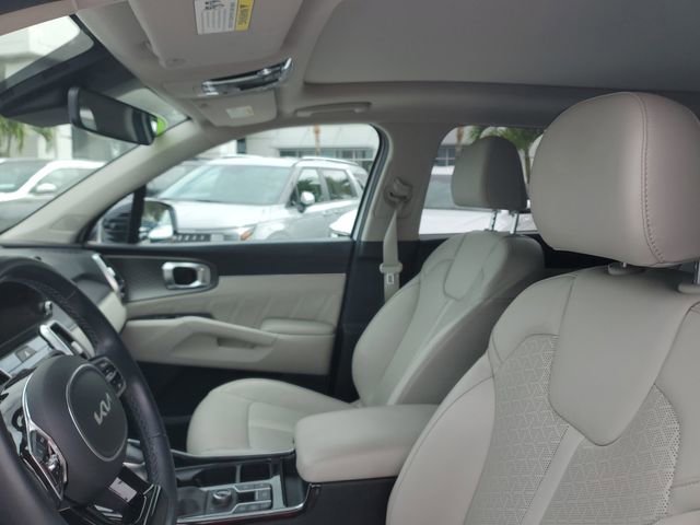 Certified 2023 Kia Sorento SX image 15