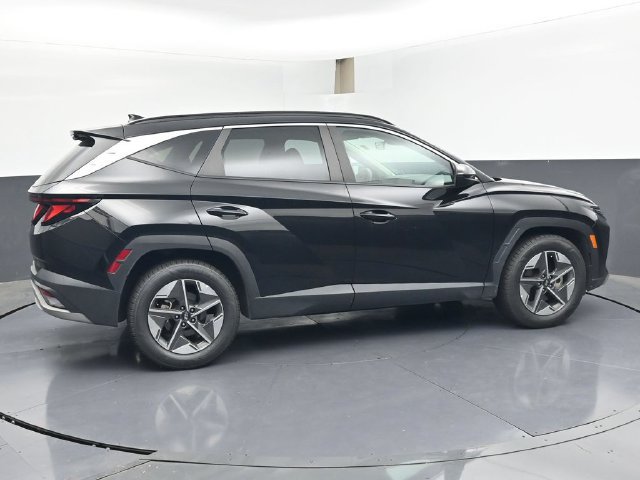 Used 2025 Hyundai Tucson SEL FWD image 3