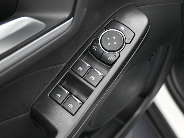 New 2026 Ford Escape SE w/ PHEV Premium Package FWD image 15