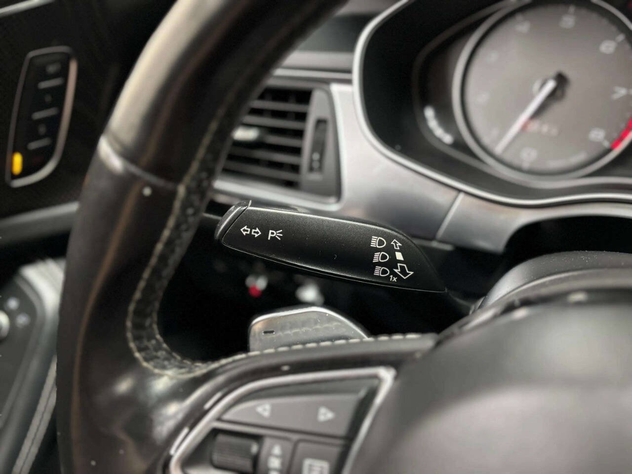 Used 2015 Audi S6 image 37