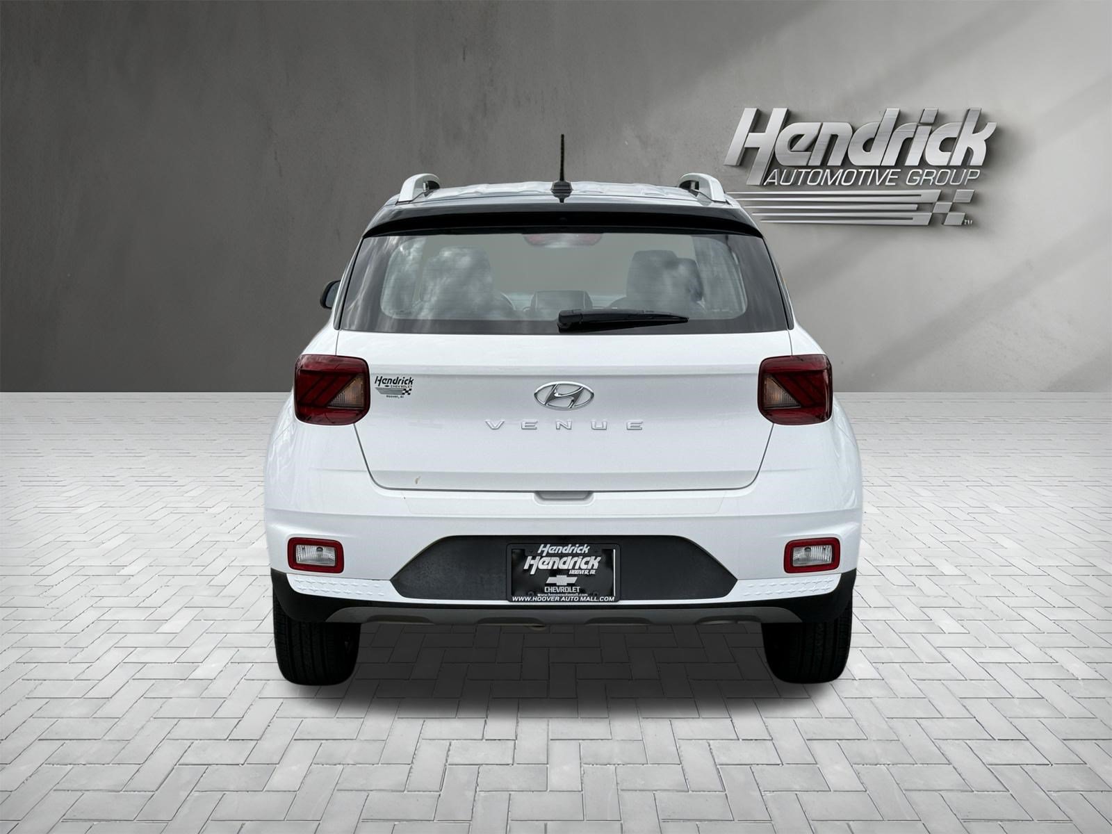 Used 2024 Hyundai Venue Limited FWD image 9