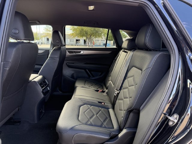 Used 2026 Volkswagen Atlas Cross Sport SE FWD image 26
