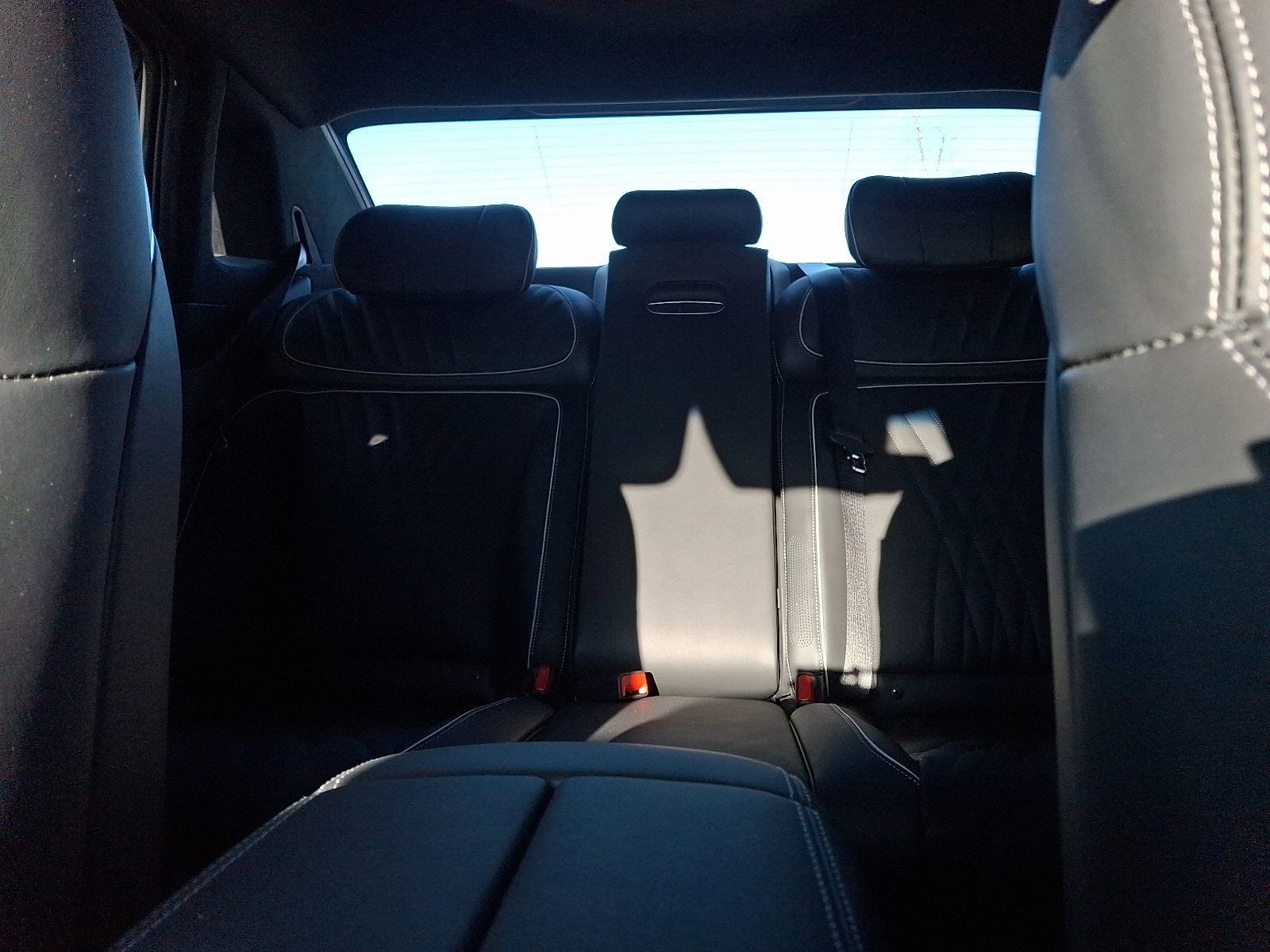 Certified 2025 Genesis G90 3.5T image 19