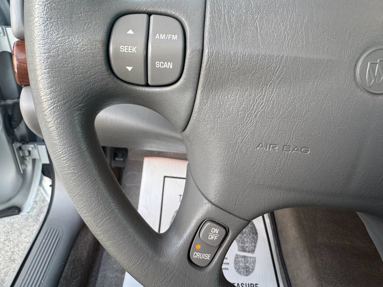 Used 2002 Buick Le Sabre Custom w/ Luxury Pkg FWD image 13