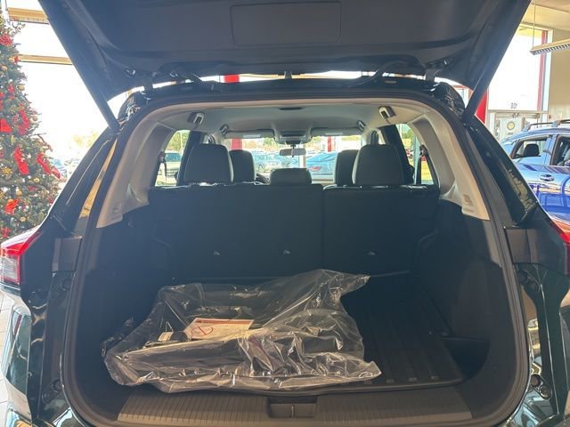 New 2026 Nissan Rogue Rock Creek image 21