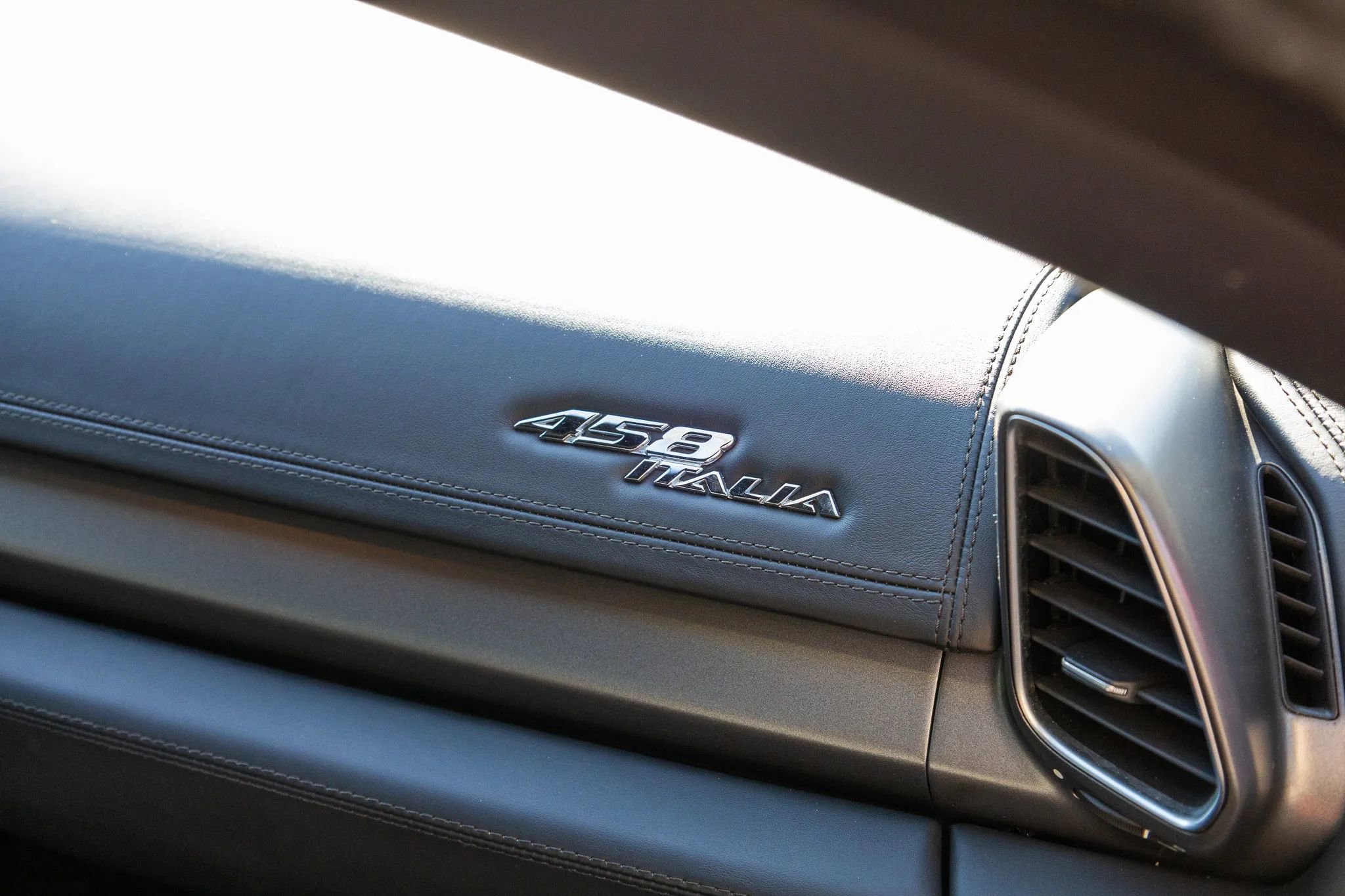 Used 2010 Ferrari 458 Italia Coupe image 61