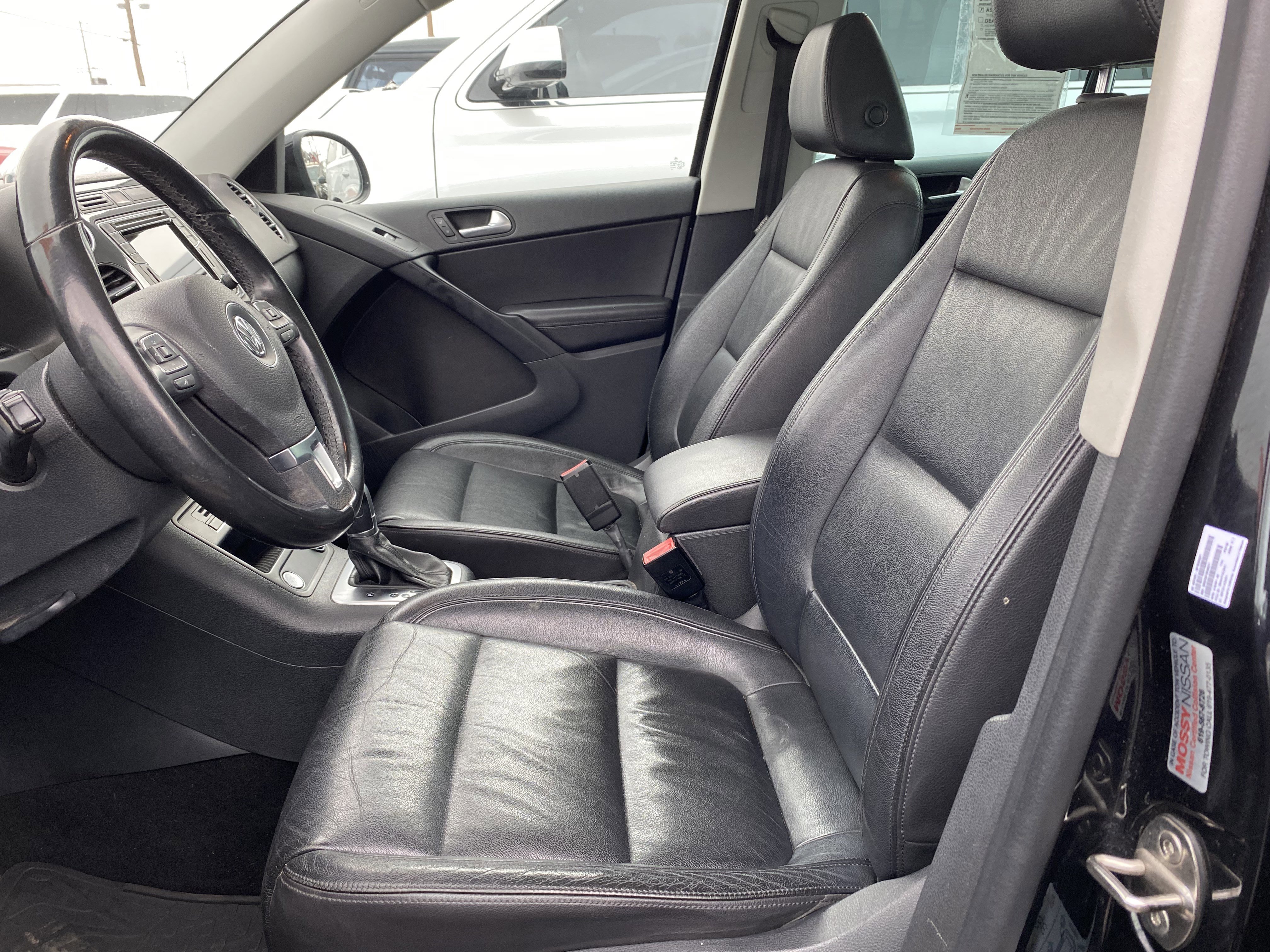 Used 2017 Volkswagen Tiguan Sport image 13